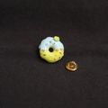 Cute blue donut cartoon enamel pin with colorful sprinkles and golden butterfly clasp - Blue Candy Beads Style (A910)