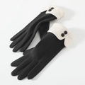 Women's thermal touchscreen gloves in black with beige buttoned cuffs - One Size / 176 Black