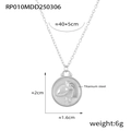 Collana in acciaio al titanio con ciondolo a rilievo del segno Acquario argento - Acquario / Argento