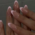 Unghie finte a mandorla lucide con base rosa nude e punte bianche in stile francese - Stile Mandorla Francese Rosa Nude (Tipo Colla) (FS-45)