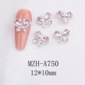 Nahaufnahme von 12x10mm rosa Schmetterling-Nagelanhängern aus Legierung mit Strass - Rosa Schmetterling mit Silberner Basis (A750)