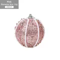 Pallina di Natale rosa da 8cm con paillettes glitterate e dettagli in corda decorativa - Rosa