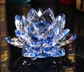 Detail view of blue crystal lotus ornament with multifaceted petals and light reflection - Size 20# (Approx. 6.3x6.3x3.8cm) / Sapphire Blue