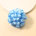 Coletero de cinta de grosgrain azul claro hecho a mano con forma de bola de hortensia - Azul Cielo