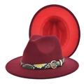 Détails du chapeau fedora bordeaux avec ruban en cuir serpent et boucle dorée chic - M (56-58cm) / Bordeaux et rouge