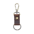 Porte-clés en cuir véritable marron fait main avec détails en laiton vintage sur blanc - Café Crazy Horse