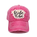 Berretto da baseball rosa consumato con patch bride tribe e ricamo a cuore e freccia - Regolabile / Rosa Rosso