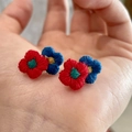 2501003 Color-blocked Wool Flower Stud Earrings