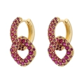 Dettaglio di orecchini a cerchio placcati oro 18K con pietre di zircone fucsia lucido - Placcato Oro Zirconia Rosso Rosa