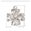 Dettaglio del ciondolo a quadrifoglio argento 14mm in acciaio inossidabile e zirconi - Quadrifoglio in Zirconia Chiara Argento