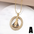 Collana placcata oro con ciondolo ovale della Madonna e zirconi bianchi su catena a sfere - Stile A (Tondo Blu e Bianco)