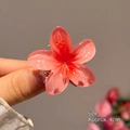 Pink gradient frangipani hair claw clip made of translucent resin, 4cm size - Small Red Plumeria Clip 4cm
