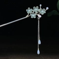 Silberne Hanfu-Haarnadel mit blassgrünen Blüten, weißen Perlen und Quastenketten - Silber Cyan Blütenblatt Quaste Buyao (0506)