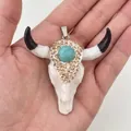 Weißer Bullenschädel-Anhänger mit Türkisperle und Kristallen für DIY-Halsketten - Weiß Türkis Textur Perle Stil (Nr. 5)