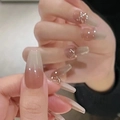 Unghie finte sfumate color avena forma a trapezio lunga con stelle e strass scintillanti - M