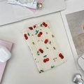Detalle del bolso de gasa con cerezas que muestra la textura de tela y dimensiones - Bordado de Cereza Blanco Crema