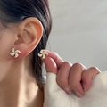 Pendientes de trébol dorados con perlas y diamantes incrustados para un estilo de lujo - Estilo de Circón con Trébol Molino de Viento Dorado (MY33061)