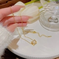 Collana da donna in acciaio al titanio dorato con ciondolo cilindrico di cristalli - Stile cilindro con zirconia completa - Grande (X006 Grande) / Oro