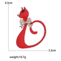 Spilla a gatto rossa con fiocco di strass dorati, misura 4,3x3,2 cm e peso di 10,7 g - Rosso