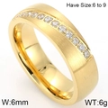 6mm geborsteld gouden roestvrijstalen ring met ingelegde diamanten, verkrijgbaar in maat 6-9 - US 6 / Gouden Geborstelde Rij Zirkonia Stijl (KR52413-K)