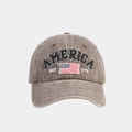 Dettagli ricamati America e bandiera su cappellino da baseball vintage marrone lavato - Regolabile / Cuoio