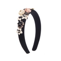 Cerchietto floreale barocco con rose in tessuto fatte a mano e dettagli in strass - Nero