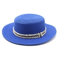Chapeau canotier bleu vif à bord plat avec ruban à damier noir et blanc et franges - M (56-58cm) / Bleu