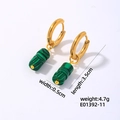 Créole minimaliste dorée avec pendentif cylindrique style malachite à rayures vertes - Motif Vert - Trois Perles