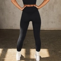 Seamless high-waisted yoga leggings in black with a ribbed waistband for women - S / Black Pants
