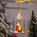 Weihnachtskugel aus Glas mit Weihnachtsmann und LED-Baum an einem weißen Zweig - Mittlerer Weihnachtsmann