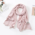 Pink and white houndstooth plaid cashmere-feel scarf with tassels and logo label - Houndstooth Pink