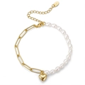 Bracelet en argent S925 avec perles blanches et un pendentif en forme de cœur doré - Bracelet en Perles avec Pendentif Cœur Design Épissé Or 14K (GPB17-14k)