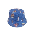 Blauwe omkeerbare vissershoed met zeepatronen zoals zeilboten, octopussen en vuurtorens - M (56-58cm) / Oceaan Zeilen & Krab
