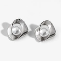 Pendientes irregulares de acero inoxidable 316 plateado con perlas blancas - Pendientes Plateados (PD3239)