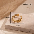 Anello regolabile in acciaio inossidabile dorato con un delicato motivo a foglie traforate - Anello Aperto Foglia / Oro