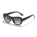 Deep green cat-eye sunglasses with gradient purple-grey lenses for women - Green Frame Double Gray Lenses
