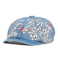Etnische denim platte pet in gewassen blauw met witte bloemenprint en rode accenten - Blauw