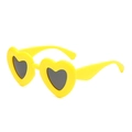 Lunettes de soleil cœur polarisées avec monture jaune vif et verres gris chic - Monture Jaune Verres Noirs