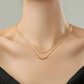 Collana doppia a strati in oro con catena a serpente e piccole perline dorate - Catena a Sfere a Doppio Strato (OYSN016GL) / Oro