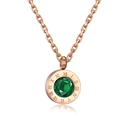 Collar de oro rosa con colgante de números romanos y una gema verde esmeralda - Números Romanos Esmeralda (1379)