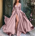 Robe de soirée rose poudré avec haut pailleté, décolleté en V et jupe en satin fendue - S / Rose