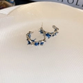 Orecchini vintage a forma di C in argento con intarsio in tessuto blu e zirconi - Orecchini a Forma di C in Metallo Liquido e Tessuto Blu (Chiusura 13#-Argento)