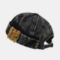 Detail van vintage denim miki-hoed met verstelbare riem en metalen gesp - Verstelbaar / Verweerd Donkerblauw/Fleece Patch