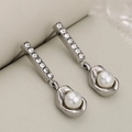 Eleganti orecchini a goccia argento con strass e perle bianche pendenti - Stile perla arachide / Acciaio + Perla finta