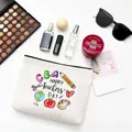 Weißer Canvas Kosmetiktasche zum Lehrertag mit bunten Drucken und schwarzem Reißverschluss - Stil C