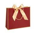Luxurious burgundy gift bag with golden trim and a large champagne satin bow detail - Bowknot Decoration Style / 19x15x7cm / Gold Frame Red
