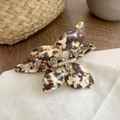 Pince à cheveux papillon en acétate écaille de tortue avec ressort en métal doré - Style Papillon / 11.5cm / Café au Lait
