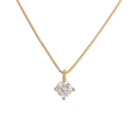Detailansicht eines runden Zirkonia-Anhängers mit vier Zacken an einer Goldkette - 5mm / Gold Mittel