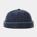 Detailansicht der dunkelblauen Docker-Mütze aus gewaschenem Denim mit Sechs-Panel-Design - Marineblau