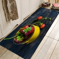 Tappeto da cucina assorbente in flanella con stampa fragole su fondo legno - 40x60cm / Tema Venatura del Legno Fragola
